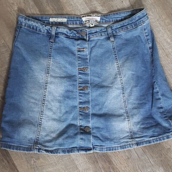 Hot Kiss Skylar women's jean skirt size M - Picture 1 of 8